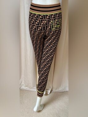 Fendi Italy authentic Brown & Black Logo Knit Leggings/Joggers Neon Trim sz S EC